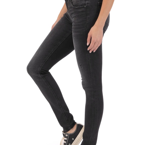 MIA Toothpick Skinny jeans. Size 6. Charcoal Gray - Picture 3 of 8